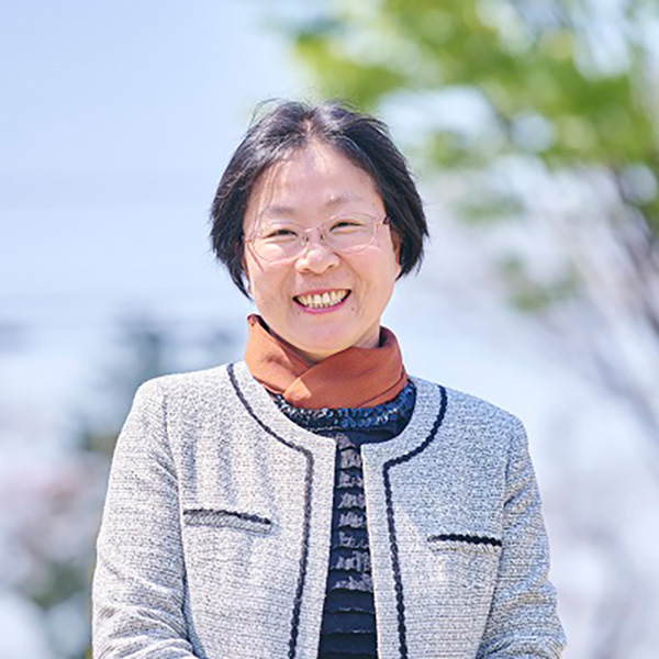 呉 宣児