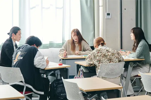 国際社会の理解に欠かせない幅広い専門知識の習得