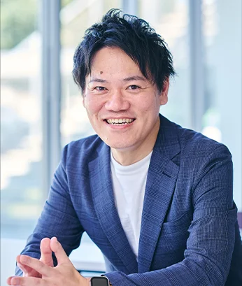 村山 賢哉 教授